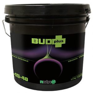 Stimulateur de floraison. Pour la mi-floraison. Idéal pour tout programme de fertilisation. Mélange unique de phosphore, magnésium et d’acides aminés garantissant des résultats visibles. Contient plusieurs sources de phosphates. Riche et concentré.